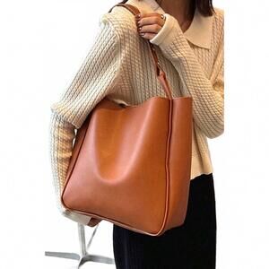 NEW 42POPS women's vegan leather slouchy large capacity shoulder bag in camel br